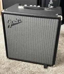 FENDER RUMBLE 25 BASS GUITAR AMPLIFIER - BLACK/SILVER