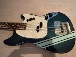 FENDER VINTERA II 70S MUSTANG BASS