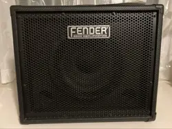FENDER BRONCO 40 BASS AMPLIFIER 40W