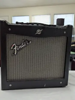 FENDER MUSTANG 1 (V2) 70W COMBO GUITAR AMPLIFIER, TESTED, WORKING