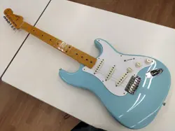MADE IN JAPAN FENDER JAPAN TRADITIONAL 50S STRATOCASTER ELECTRIC GUITAR