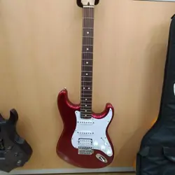 MADE IN JAPAN FENDER JAPAN ST-STD SSH CAR/R ELECTRIC GUITAR