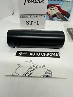 FENDER ST-1