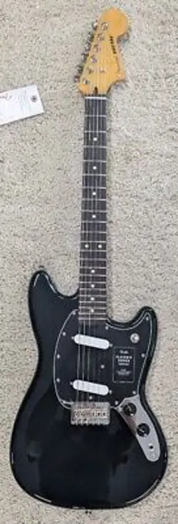 FENDER PLAYER II MUSTANG ELECTRIC GUITAR, ROSEWOOD FINGERBOARD, BLACK - MIM