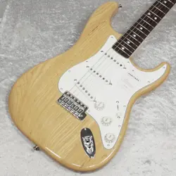 FENDER / MADE IN JAPAN HERITAGE 70S STRATOCASTER ROSEWOOD NATURAL 3.45KG GUITAR
