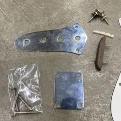 PICK-GUARD THUMB REST