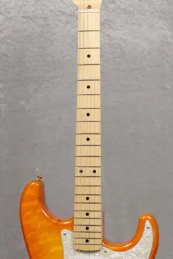FENDER ISHIBASHI FSR MIJ TRADITIONAL 50S STRATOCASTER QUILTED MAPLE TOP ASH BACK