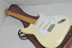 FENDER JAPAN STRATOCASTER 1989-1990 ELECTRIC  GUITAR REF. NO 6783