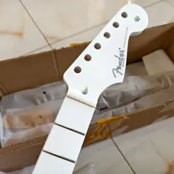 WHITE GLOSS FENDER 22 FRETS MAPLE ELECTRIC GUITAR NECK ST STYLE GLOSS