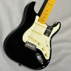 FENDER AMERICAN PROFESSIONAL II STRATOCASTER MN BLACK ELECTRIC GUITAR