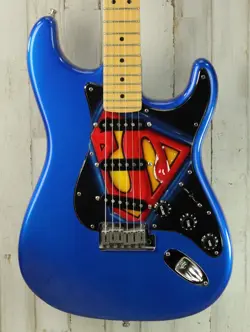 USED 2005 FENDER AMERICAN SERIES STRATOCASTER (269)