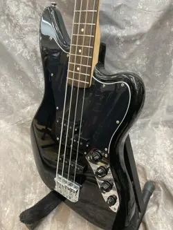 SQUIER BY FENDER VINTAGE MODIFIED JAGUAR BASS SPECIAL