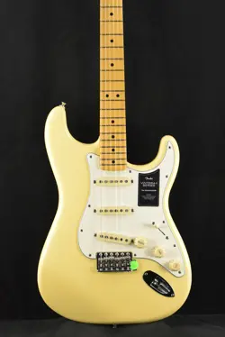 FENDER VINTERA II '70S STRATOCASTER VINTAGE WHITE MAPLE FINGERBOARD