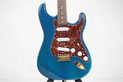 FENDER DELUXE SUPER STRAT ELECTRIC GUITAR USED FREE SHIPPING FROM JAPAN
