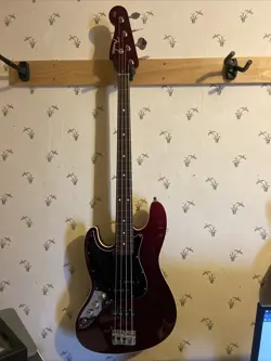 LEFT HAND FENDER AERODYNE JAZZ BASS