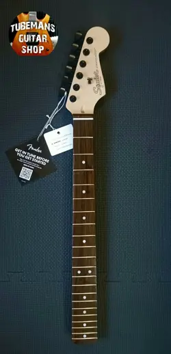 FENDER SQUIER STRATOCASTER DLX 