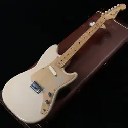 FENDER 1958 MUSICMASTER DESERT SAND SAFE DELIVERY FROM JAPAN