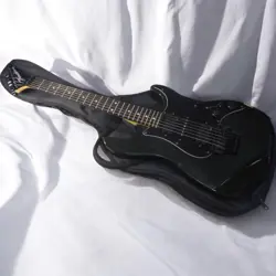 HST-558FPR STRATOCASTER