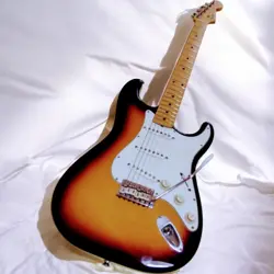 FENDER JAPAN STRATOCASTER SUNBURST ELECTRIC GUITAR USED, MINOR WEAR