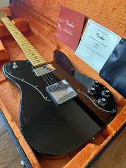 2022 FENDER AMERICAN VINTAGE II '77 TELECASTER CUSTOM MAPLE FRETBOARD - BLACK