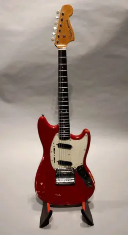 1965-1966 FENDER MUSTANG