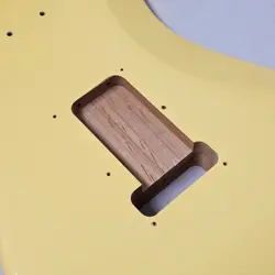 WHITE STRAT ELECTRIC