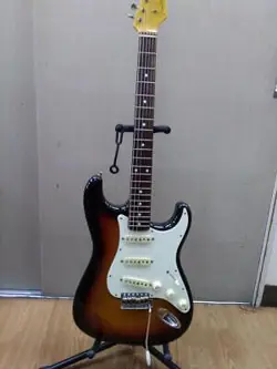 FENDER JAPAN CLASSIC 60S STRATOCASTER TEXAS ELECTRIC GUITAR SAFE DELIVERY FROM J