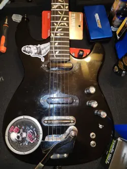 PARTSCASTER BUILTIN AMP