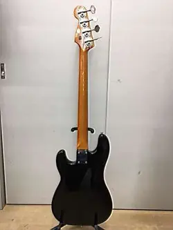 FENDER USA PRECSION