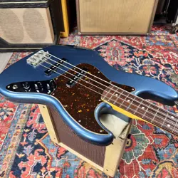 BLUE JAZZ BASS