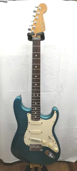 FENDER USA STRATOCASTER MOD ELECTRIC GUITAR SAFE DELIVERY FROM JAPAN