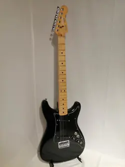 FENDER USA LEAD II ELECTRIC GUITAR SAFE DELIVERY FROM JAPAN