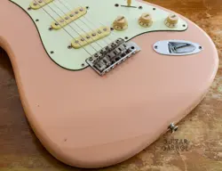 STRATOCASTER 54