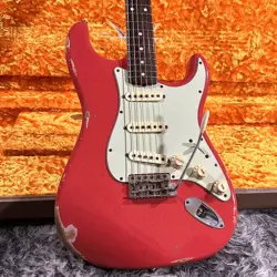 FENDER CUSTOM SHOP 1961 STRATOCASTER RELIC FIESTA RED 2016