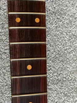 61 STRATOCASTER GUITAR