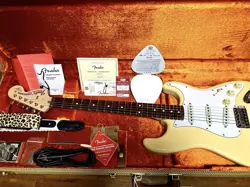 FENDER USA YNGWIE MALMSTEEN STRATOCASTER