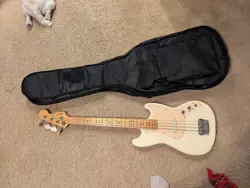 FENDER SQUIRE BRONCO