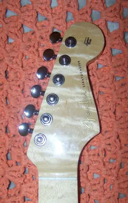 VINTAGE BUTTONS RIGHT