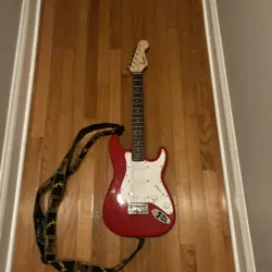 FENDER STRATOCASTER MINI 