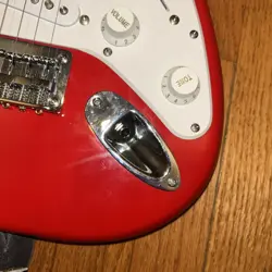 FENDER STRATOCASTER MINI