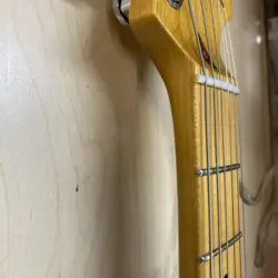 FENDER AMERICAN ULTRA STRATOCASTER 6 STRING ROSEWOOD FINGERBOARD ELECTRIC GUITAR