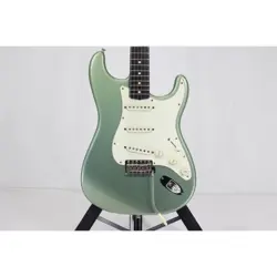 FENDER 62 STRATOCASTER NO.YG1420