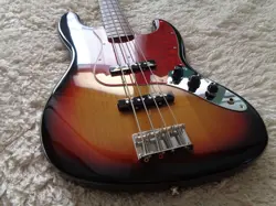 VINTAGE 1997-2000 FENDER CIJ JB62 JAZZ BASS SUNBURST JAPAN