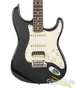 FENDER AMERICAN STANDARD STRAT GUITAR HSS #US15038508 - USED