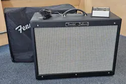 AMPLIFIER PRE-OWNED
