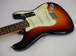 STRATOCASTER 2024 3-COLOR
