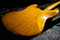 FENDER JAZZ BASS / 1975 SAFE DELIVERY FROM JAPAN