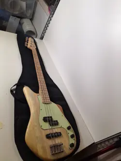 FENDER SQUIER AFFINITY J-BASS (P15018586)