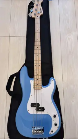 SQUIER BY FENDER SONIC PRECISION BASS SAFE PACKING!
