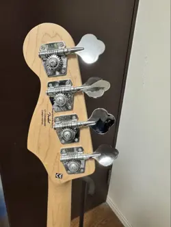 FENDER SQUIRE ELECTRIC